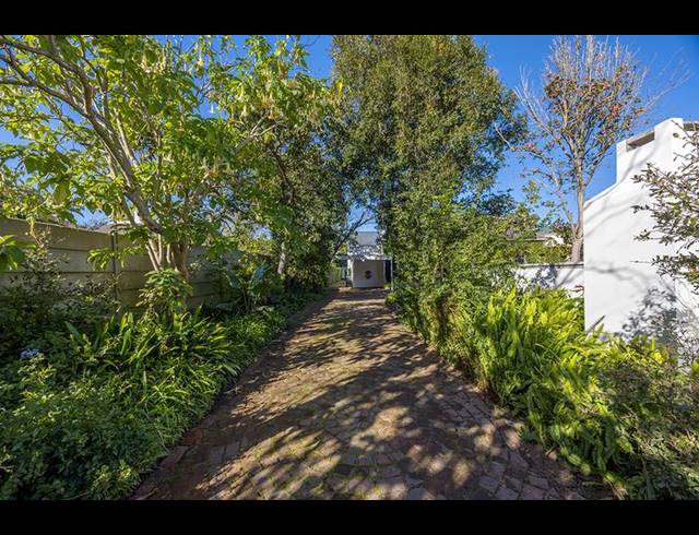4 BEDROOM HOUSE FOR SALE IN CLAREMONT